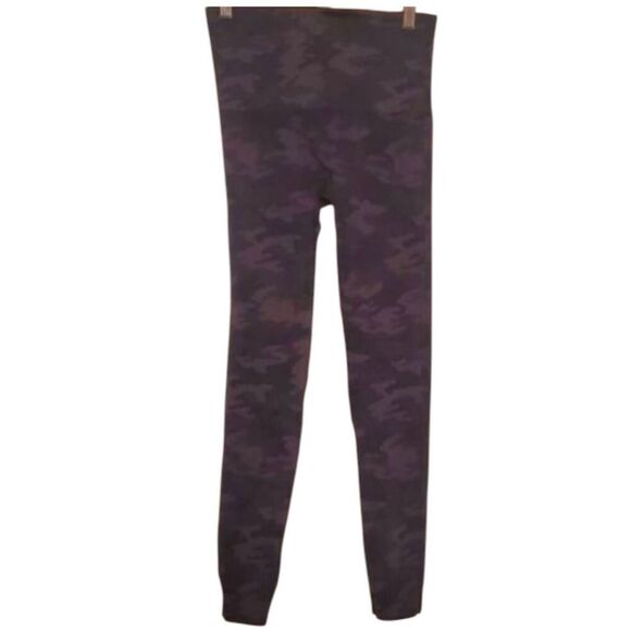 SPANX Look At Me Now High Waisted Seamless Leggings in Camo Size Medium - Picture 3 of 3